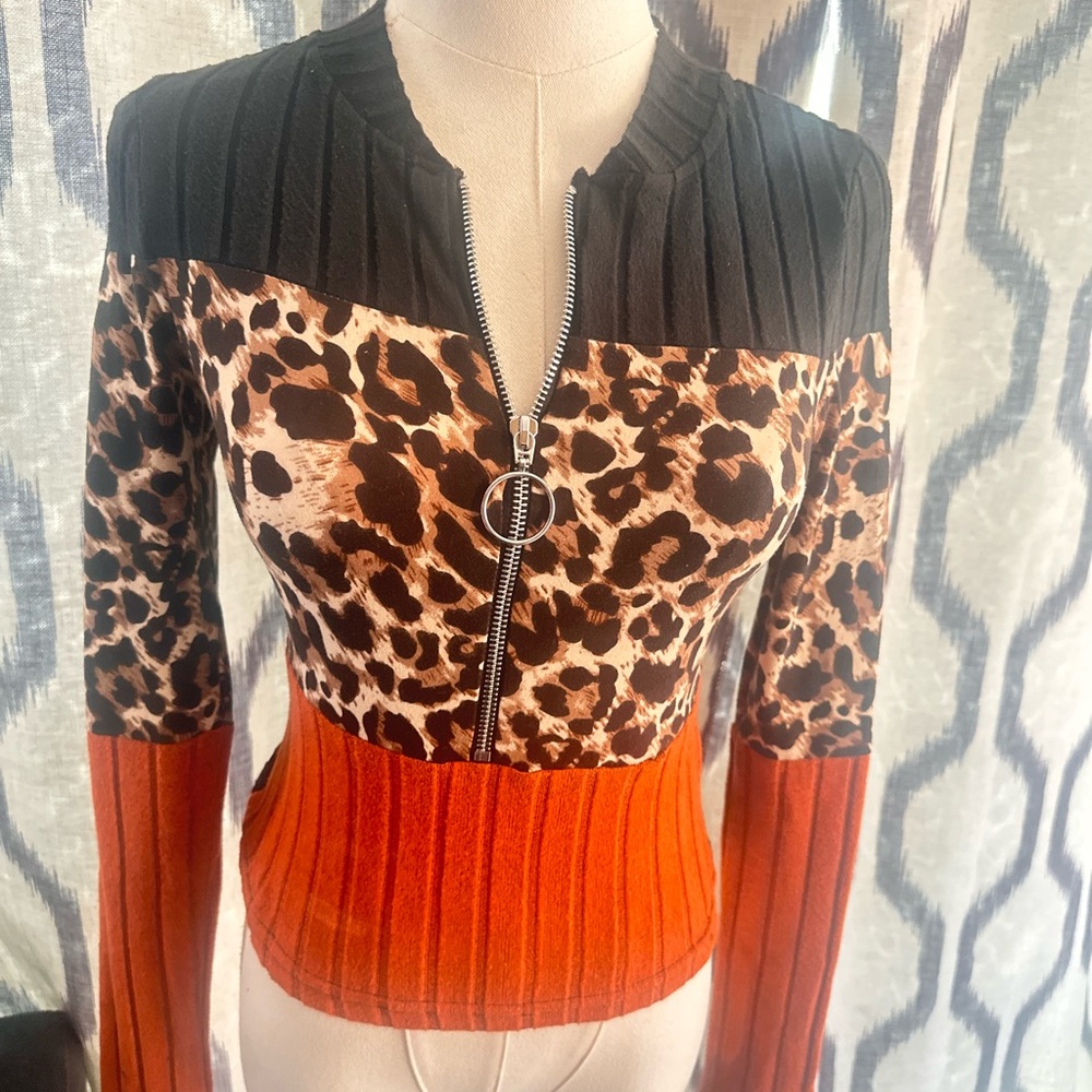 SHEIN Orange and Leopard Print Sweater